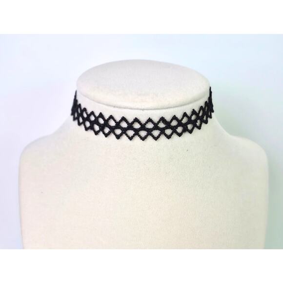 Choker Necklace Black Set of 3 Beaded Drop NWT Gothic Witchy Grunge Edgy - Picture 4 of 6